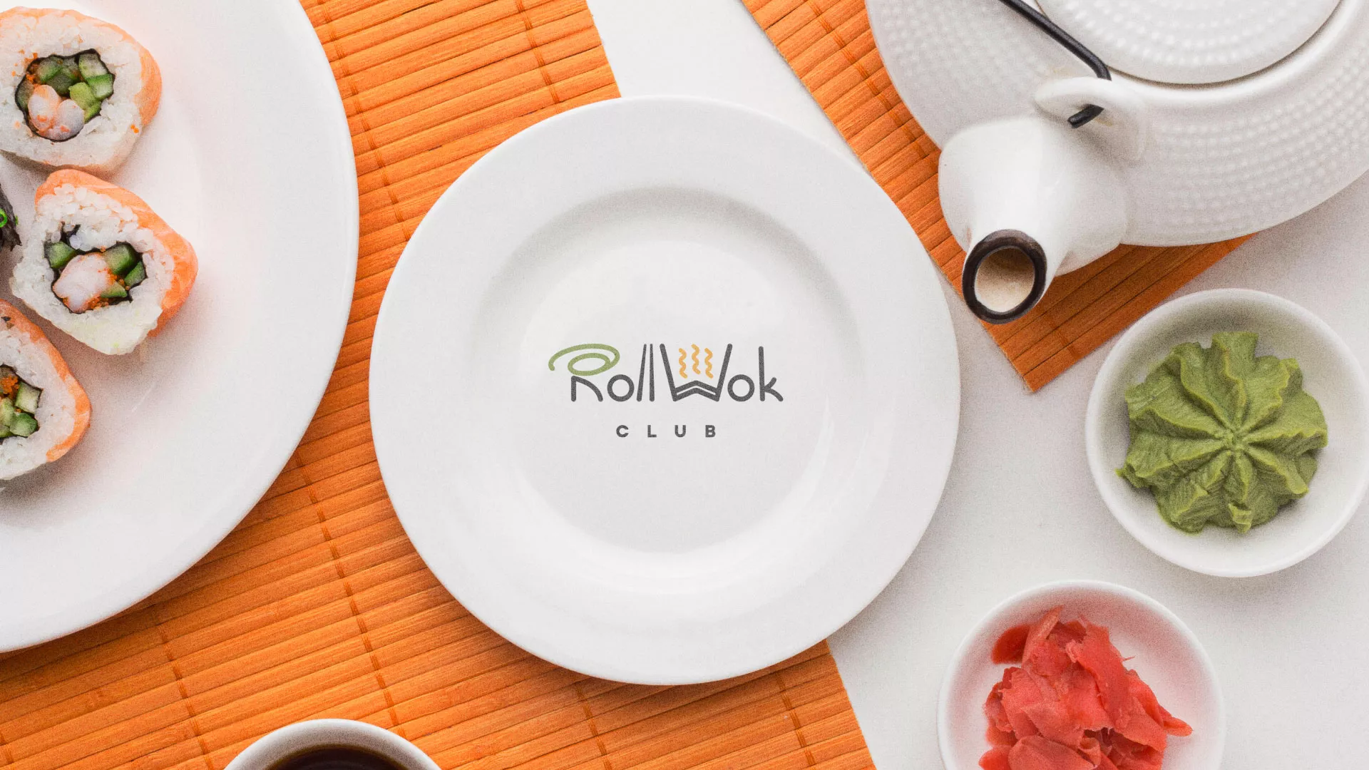Разработка логотипа и фирменного стиля в Подпорожье для суши-бара «Roll Wok Club» Разработка логотипа и фирменного стиля в Подпорожье для суши-бара «Roll Wok Club»